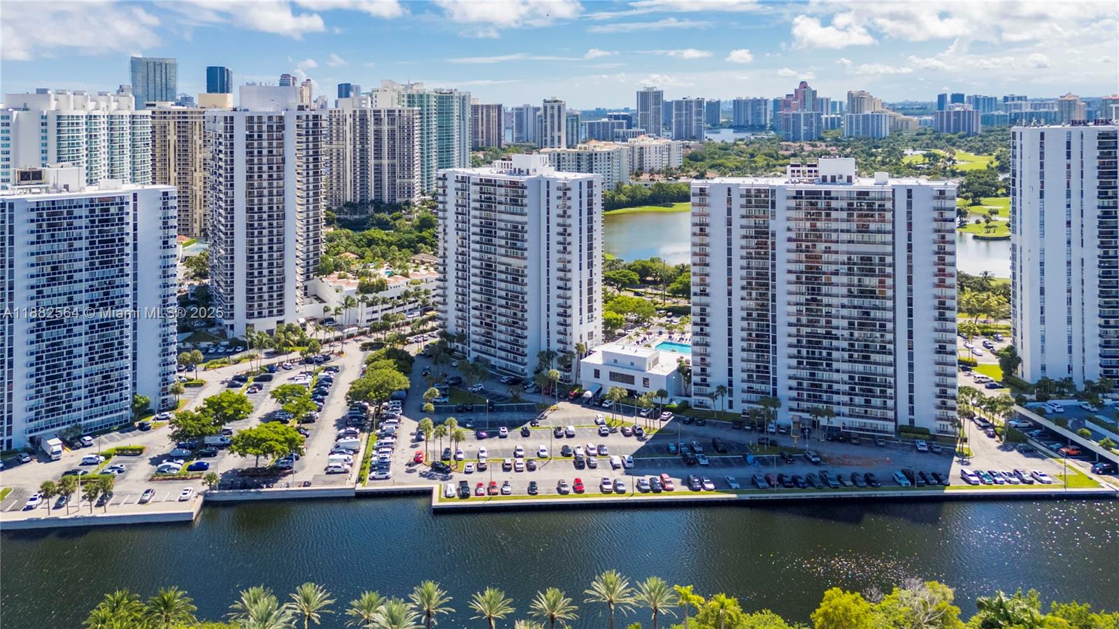 3701 N Country Club Dr #1609, Aventura FL 33180