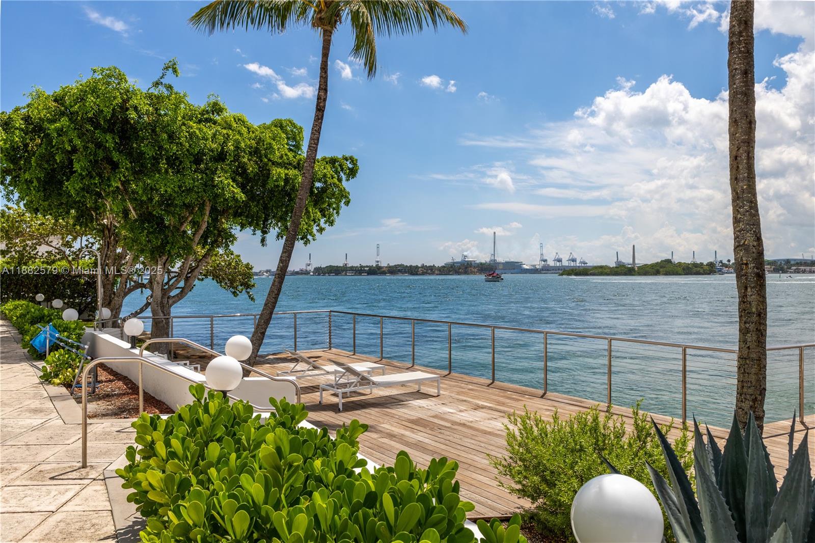 3 Island Ave #15C, Miami Beach FL 33139