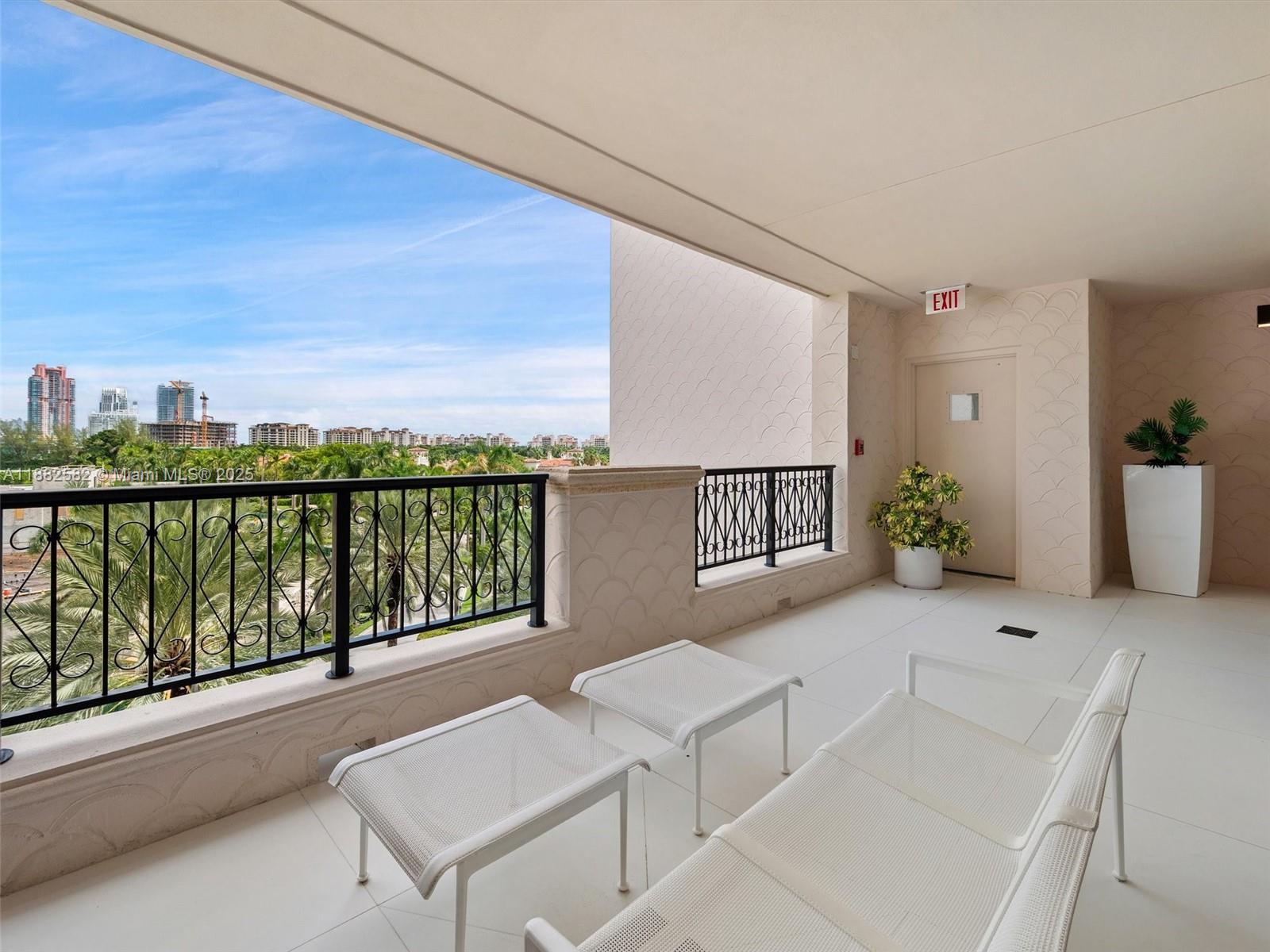 5053 Fisher Island Dr #5053, Miami Beach FL 33109