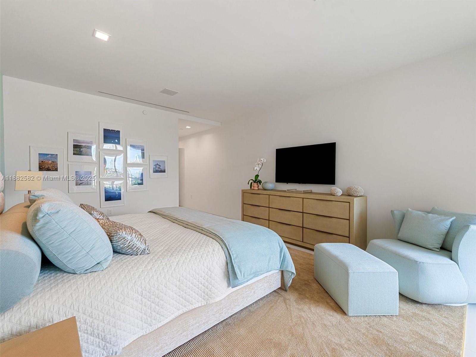 5053 Fisher Island Dr #5053, Miami Beach FL 33109
