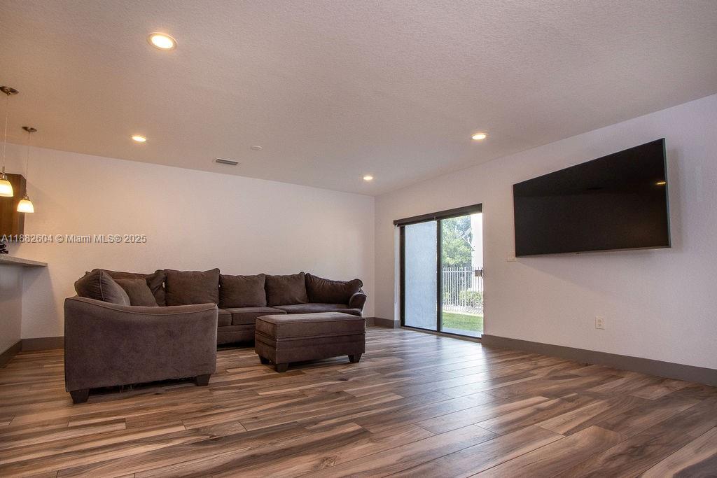 2061 Washington Ave #4, Opa Locka FL 33054