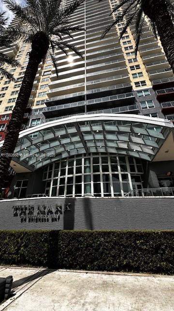 1155 Brickell Bay Dr #1706, Miami FL 33131