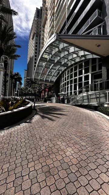 1155 Brickell Bay Dr #1706, Miami FL 33131
