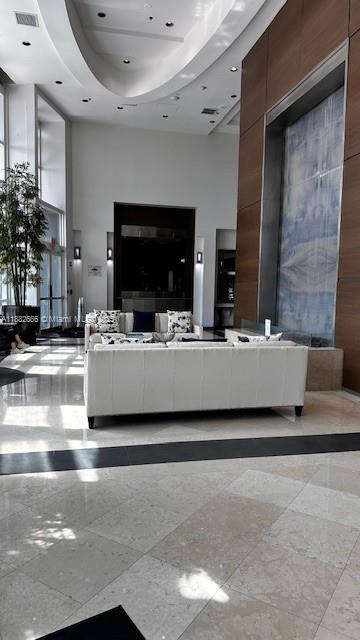 1155 Brickell Bay Dr #1706, Miami FL 33131