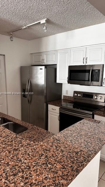 1155 Brickell Bay Dr #1706, Miami FL 33131
