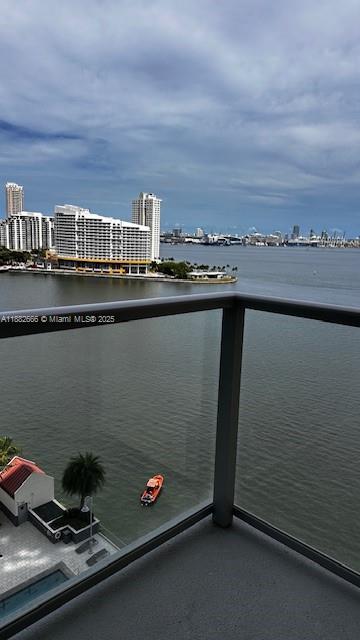 1155 Brickell Bay Dr #1706, Miami FL 33131
