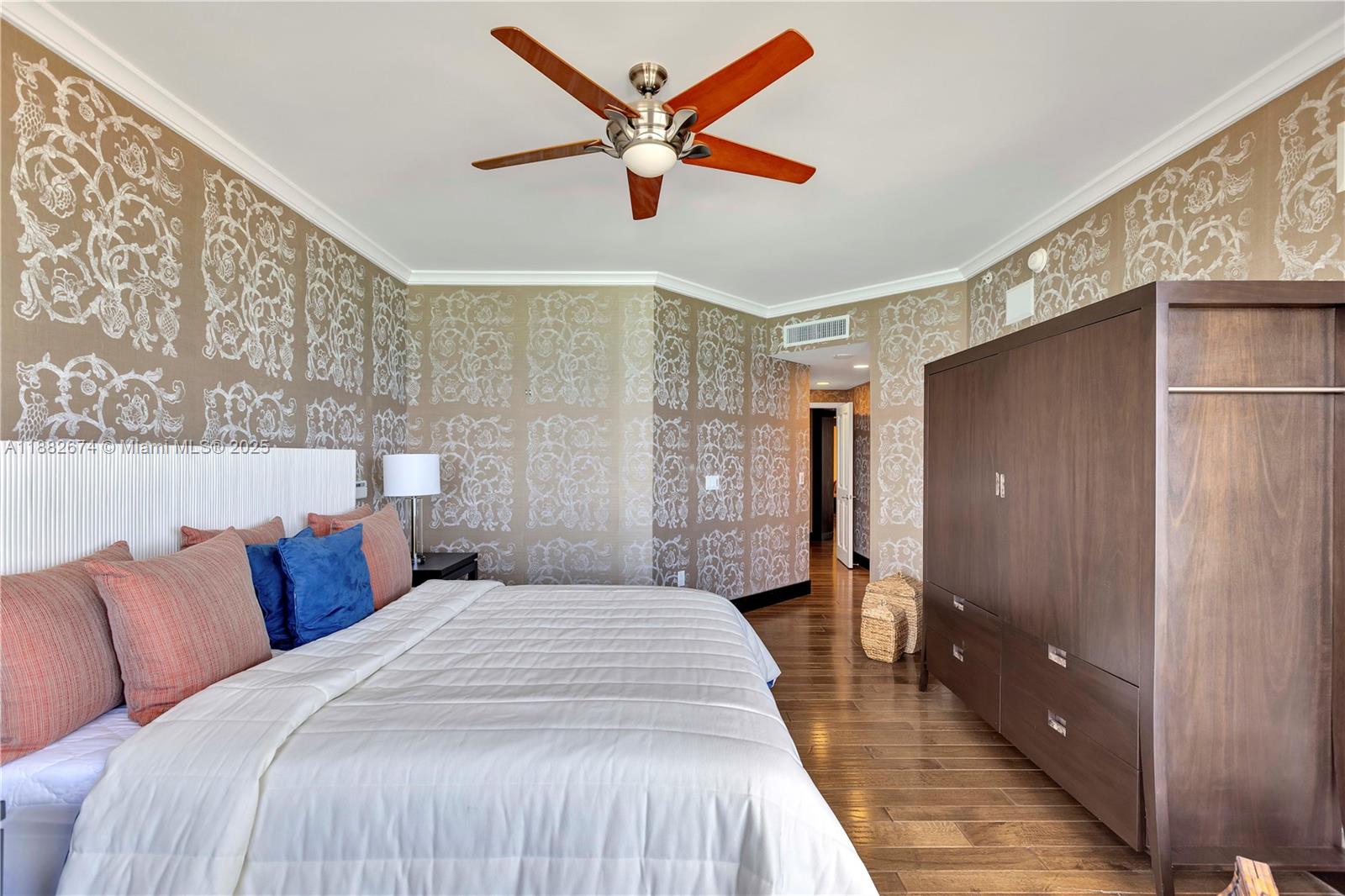 17875 Collins Ave #1201, Sunny Isles Beach FL 33160