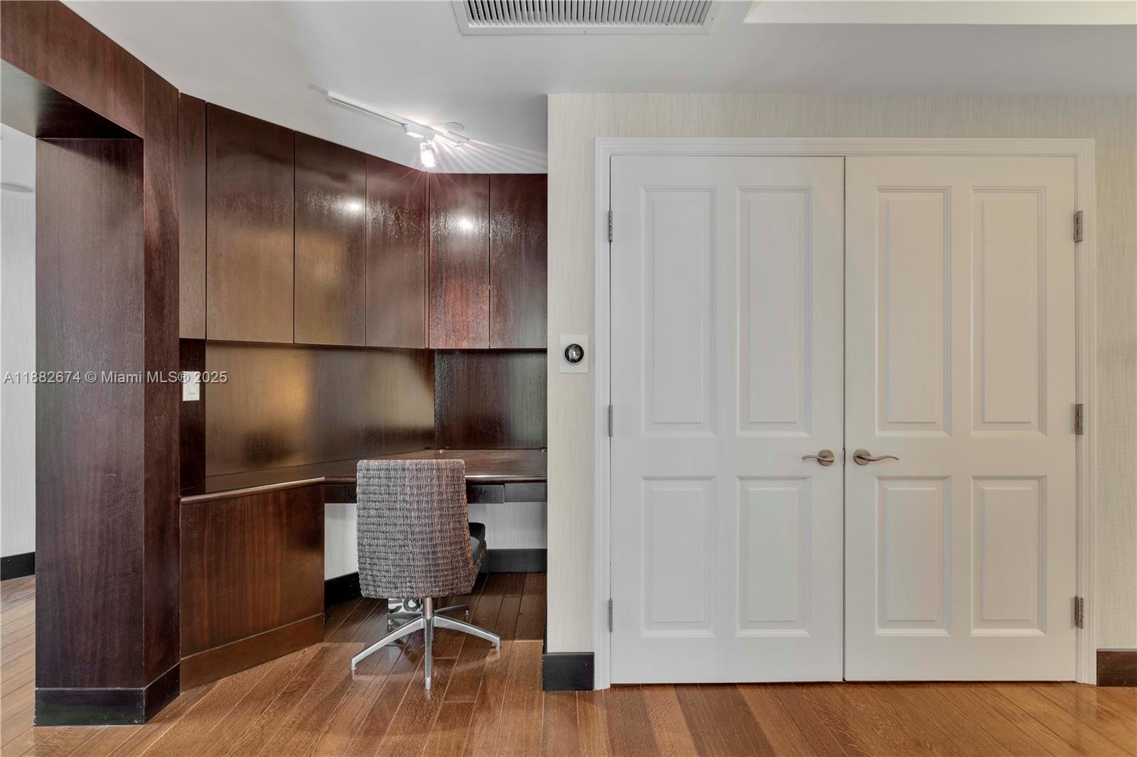 17875 Collins Ave #1201, Sunny Isles Beach FL 33160