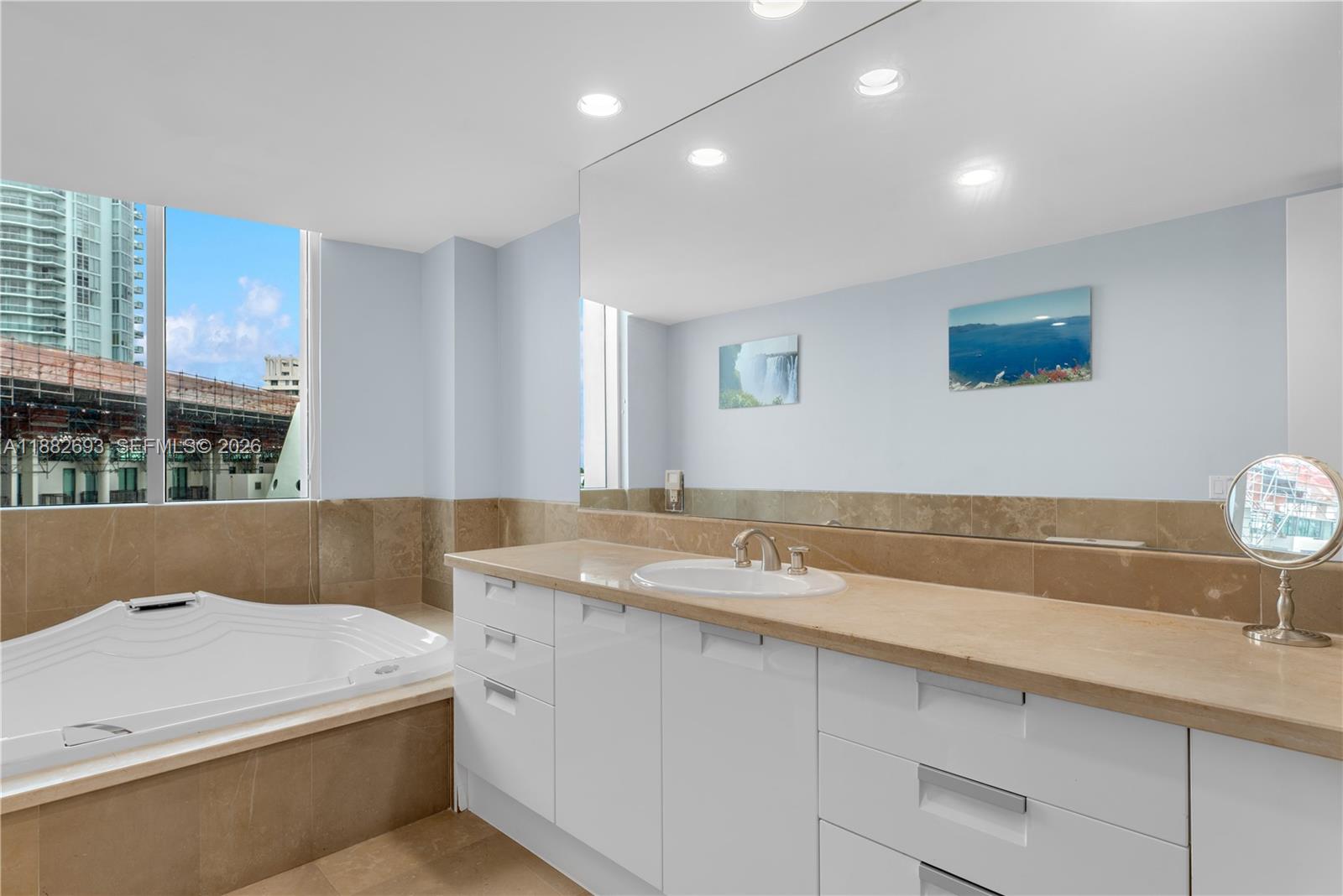 5959 Collins Ave #701, Miami Beach FL 33140