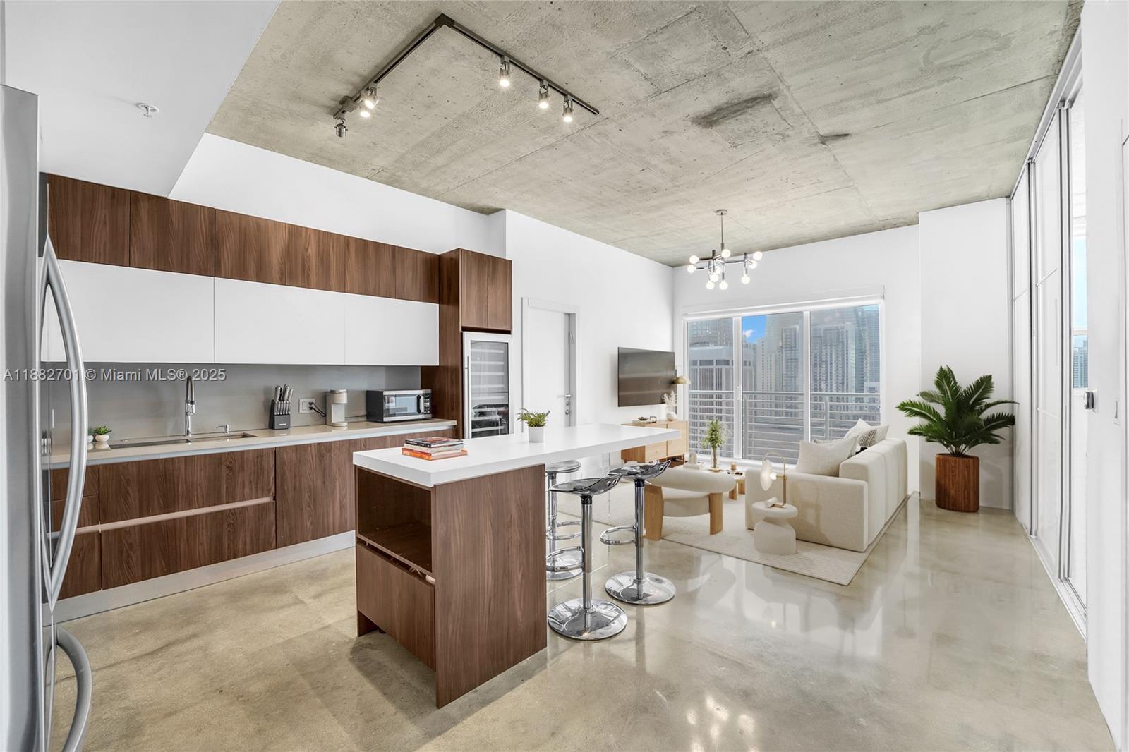 133 NE 2nd Ave #3106, Miami FL 33132