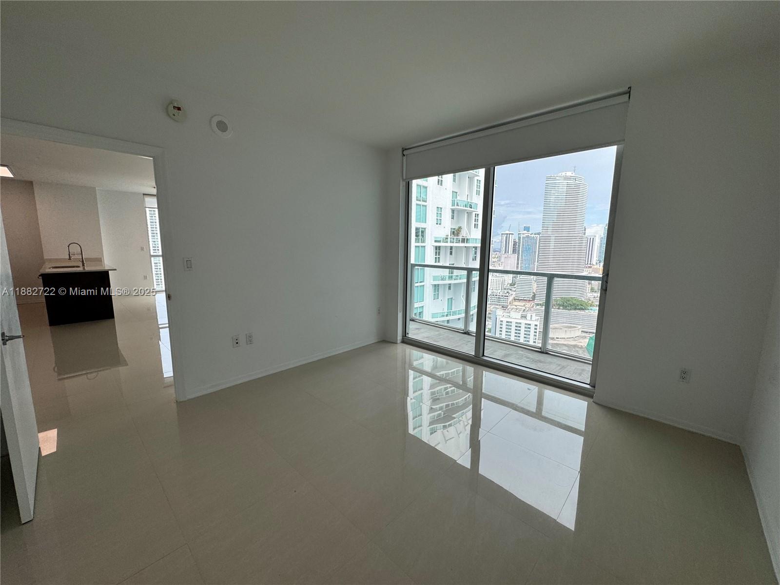 55 SE 6th St #3501, Miami FL 33131