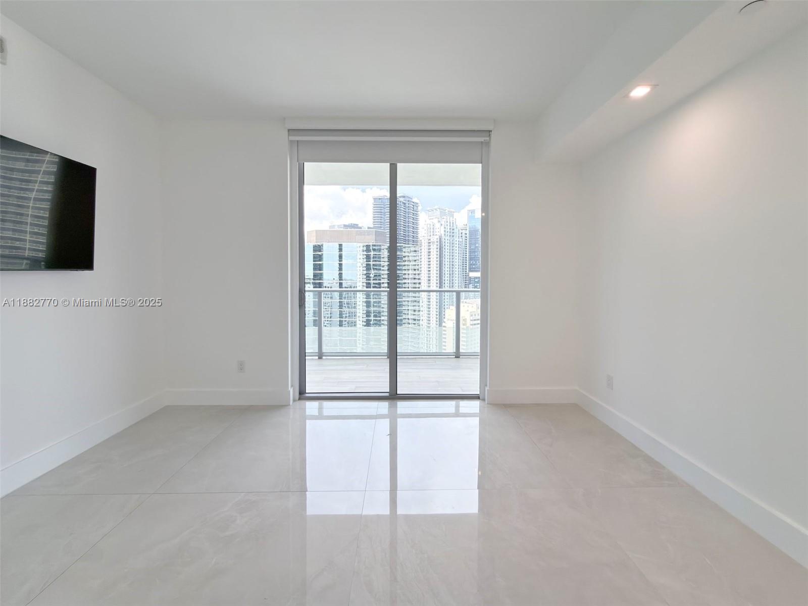 1300 Brickell Bay Dr #3100, Miami FL 33131