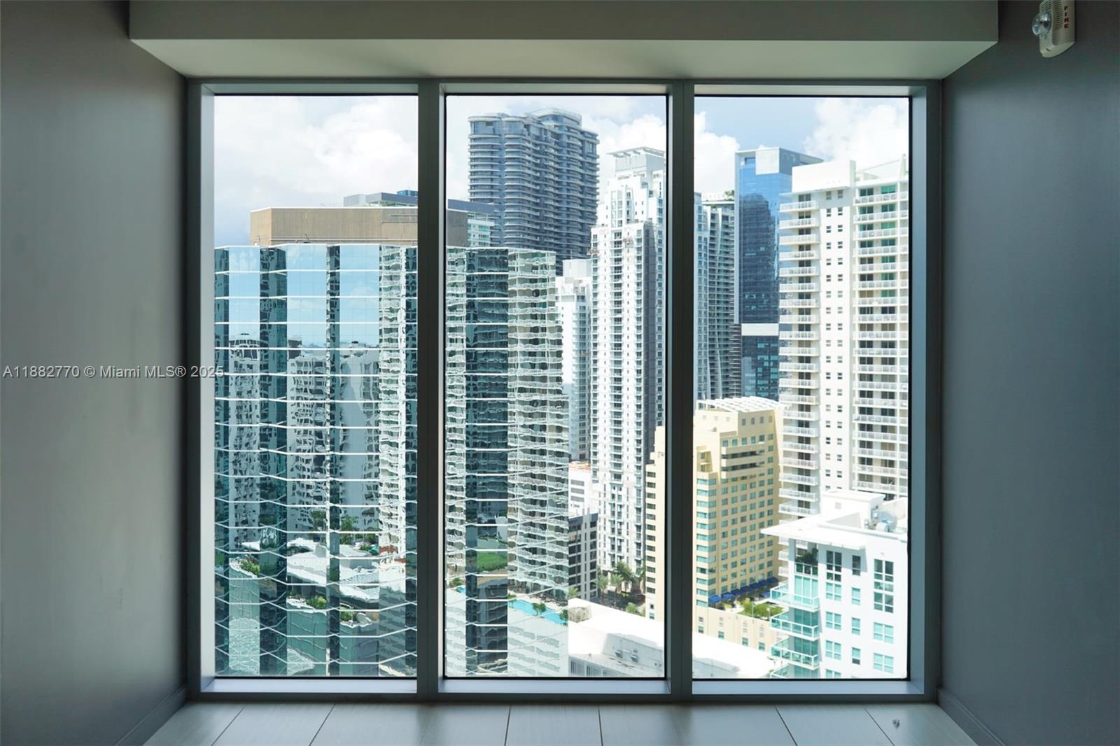 1300 Brickell Bay Dr #3100, Miami FL 33131