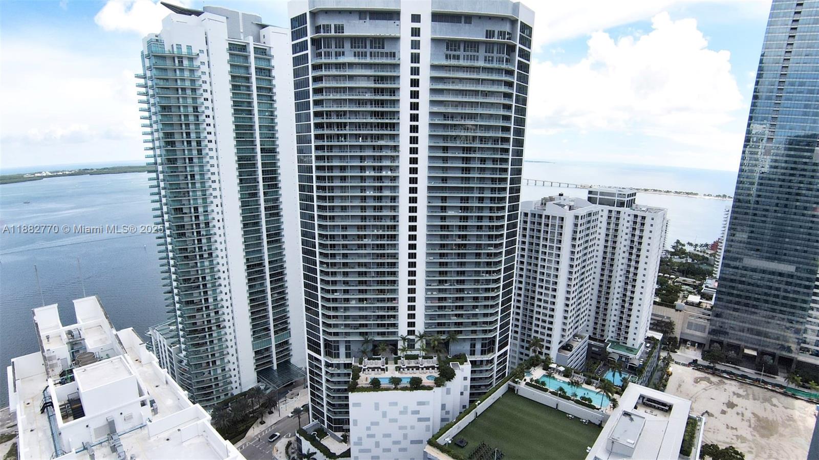 1300 Brickell Bay Dr #3100, Miami FL 33131