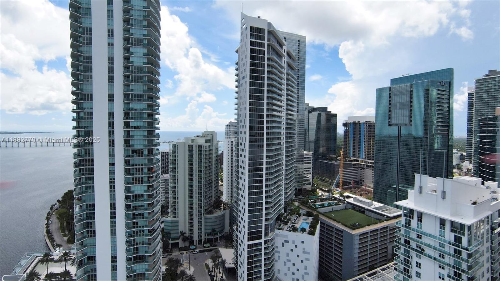 1300 Brickell Bay Dr #3100, Miami FL 33131