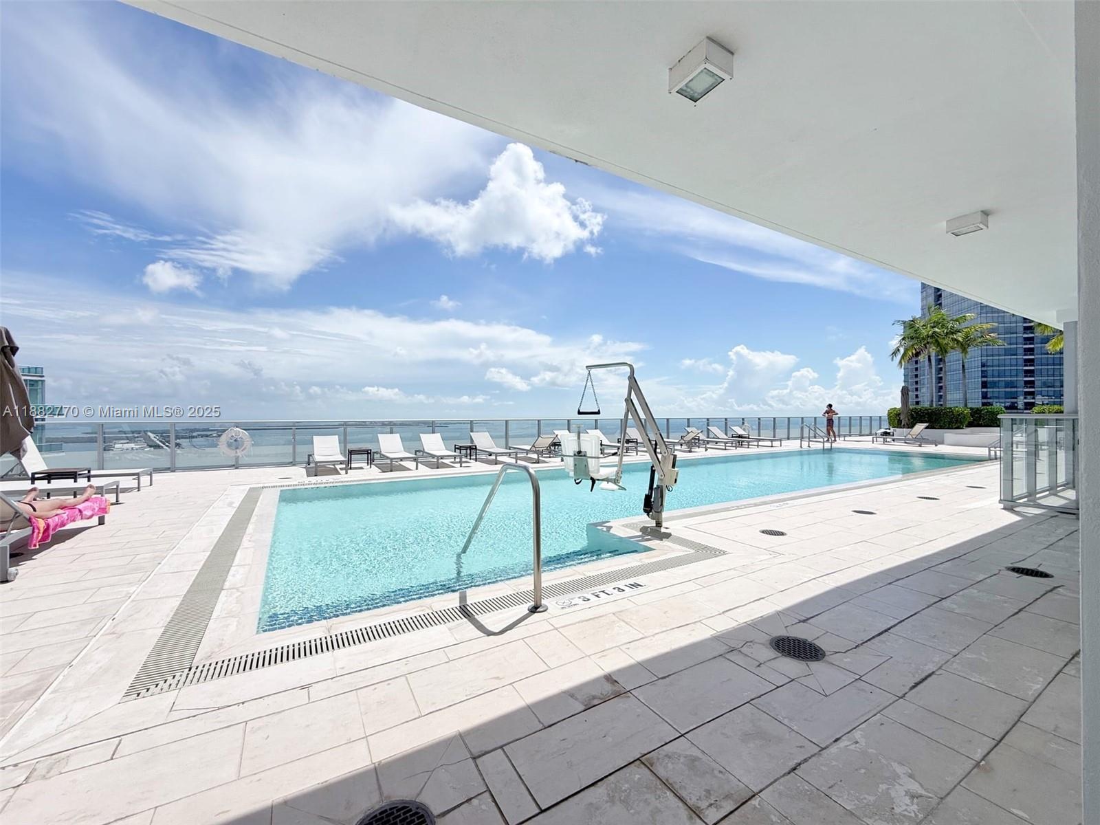 1300 Brickell Bay Dr #3100, Miami FL 33131