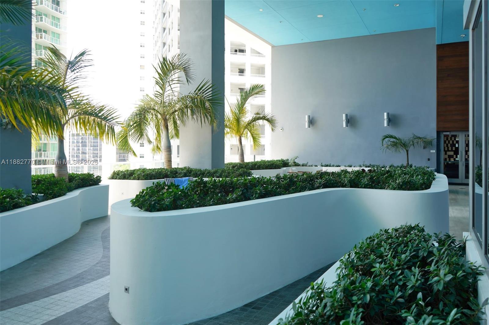 1300 Brickell Bay Dr #3100, Miami FL 33131