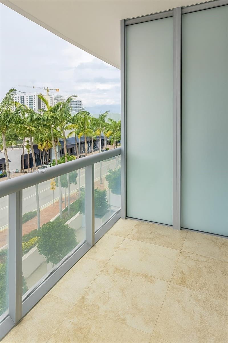 6799 Collins Ave #311, Miami Beach FL 33141