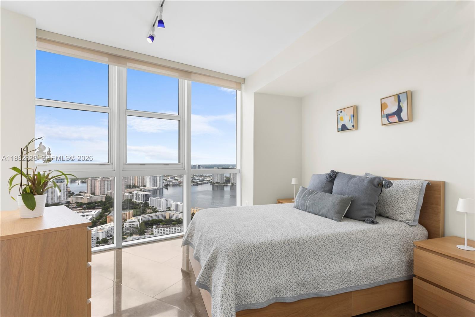 18201 Collins Ave #5301, Sunny Isles Beach FL 33160