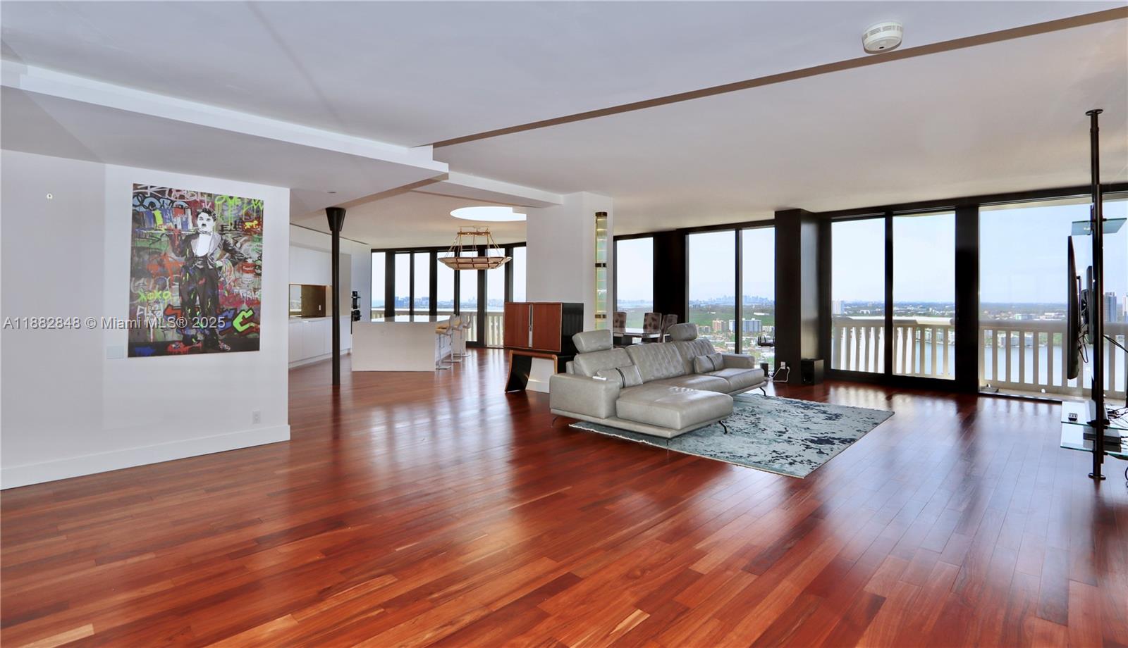 1000 Island Blvd #PH2, Aventura FL 33160