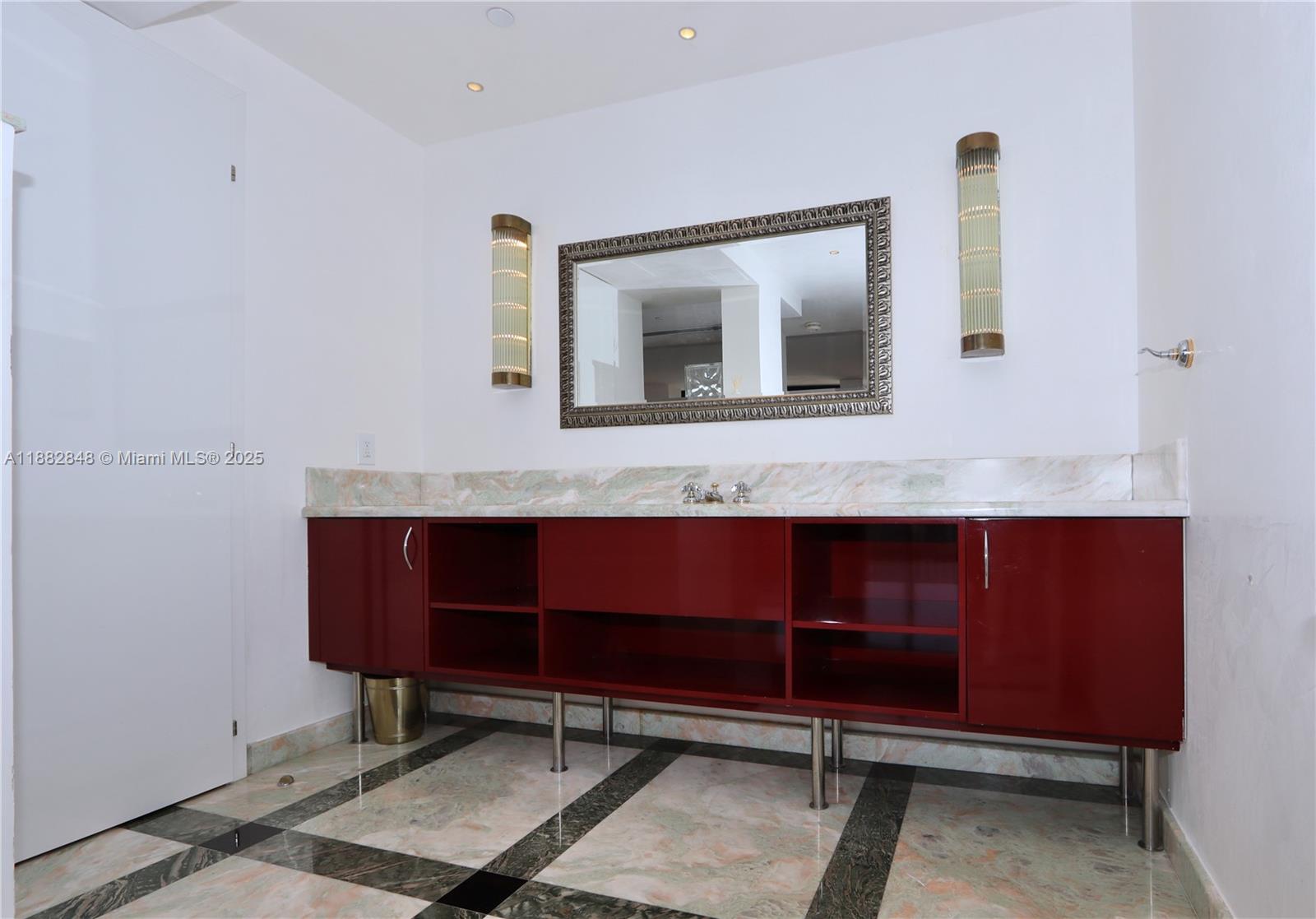 1000 Island Blvd #PH2, Aventura FL 33160