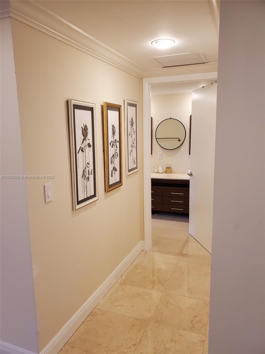 495 Brickell Ave #707, Miami FL 33131