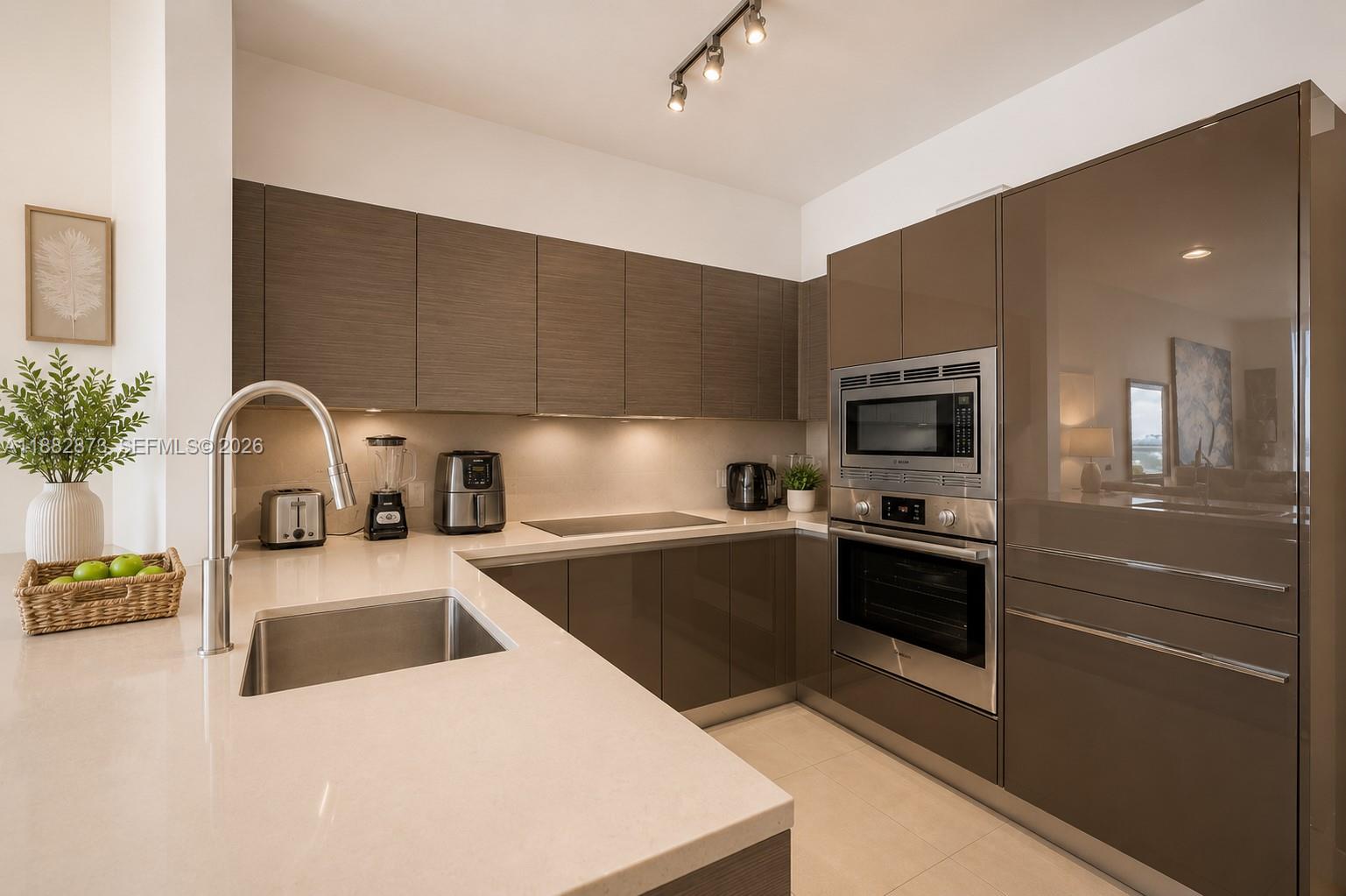 1080 Brickell Ave #2503, Miami FL 33131