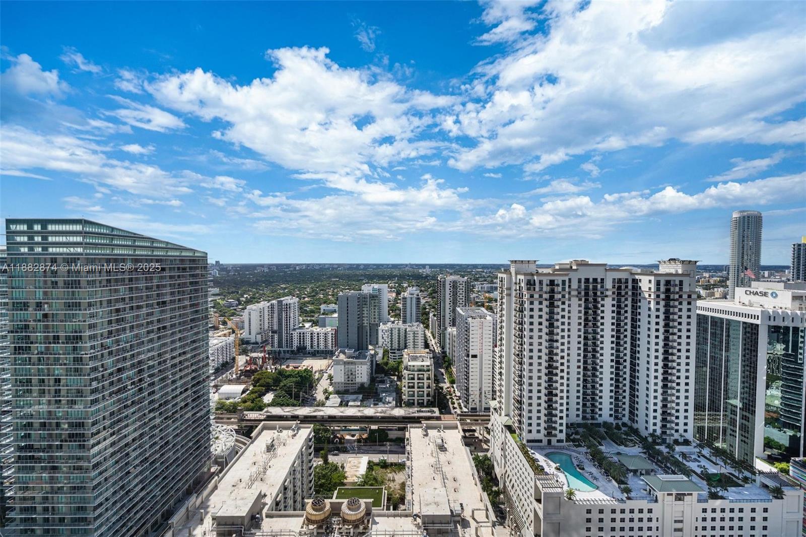 1000 Brickell Plz #3811, Miami FL 33131