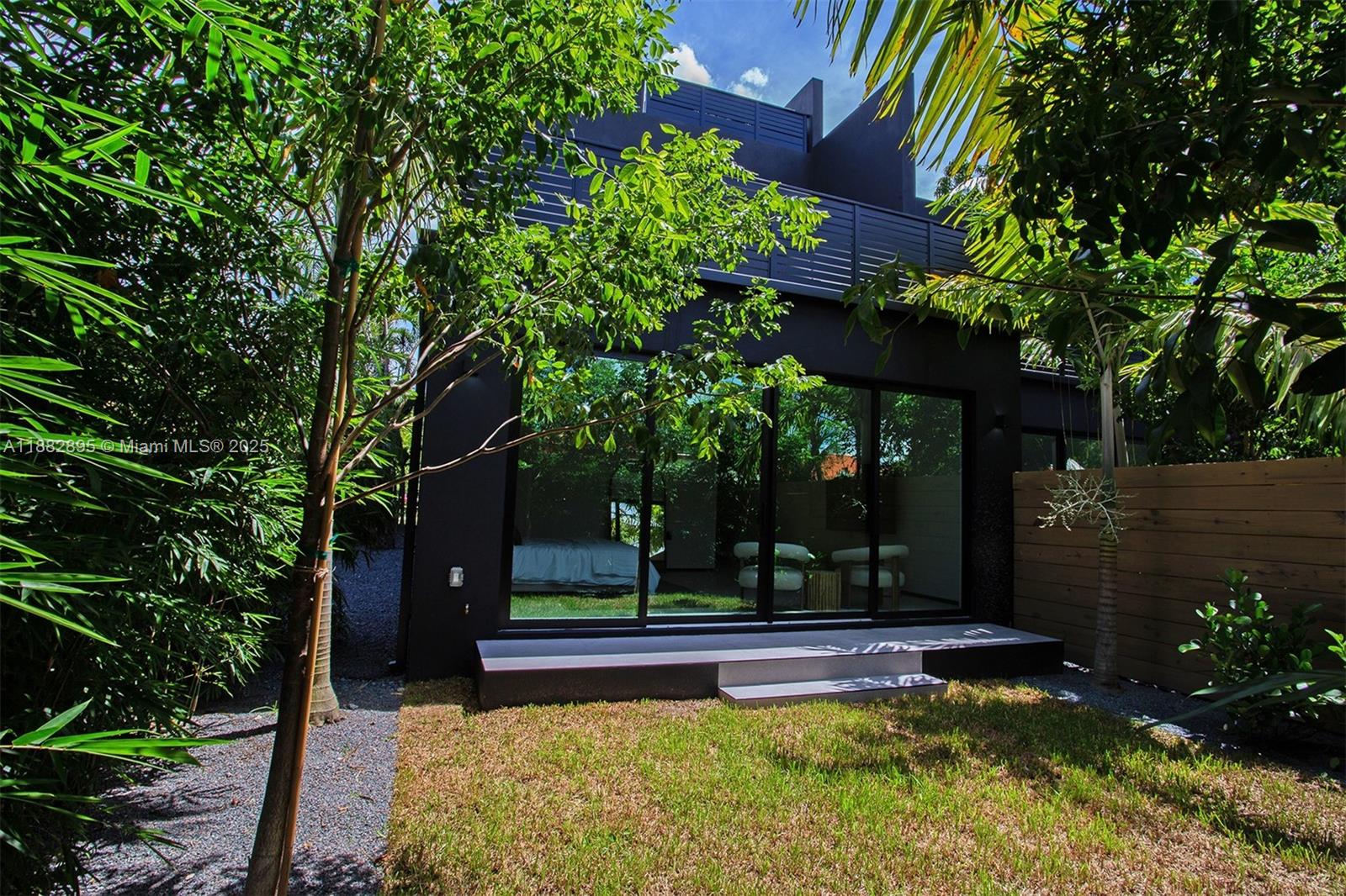 420 SW 15th Rd, Miami FL 33129