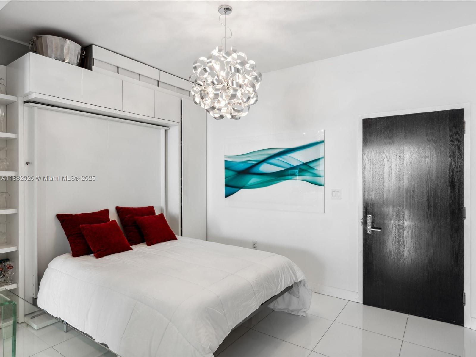 900 Biscayne Blvd #5507, Miami FL 33132