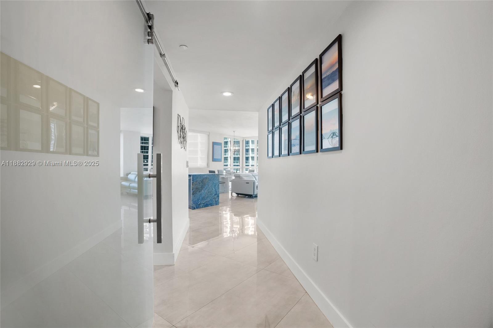 500 Brickell Ave #1701, Miami FL 33131