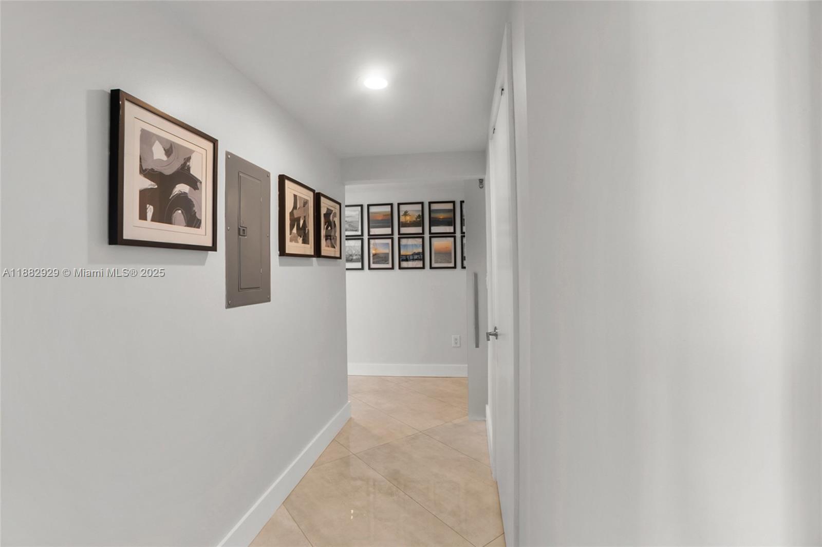 500 Brickell Ave #1701, Miami FL 33131