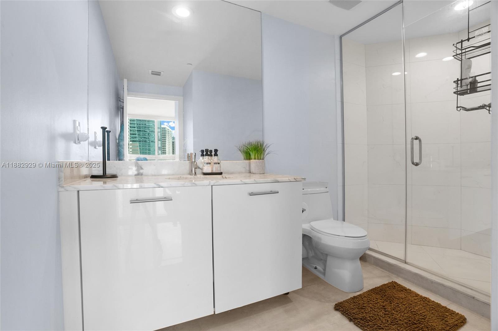 500 Brickell Ave #1701, Miami FL 33131