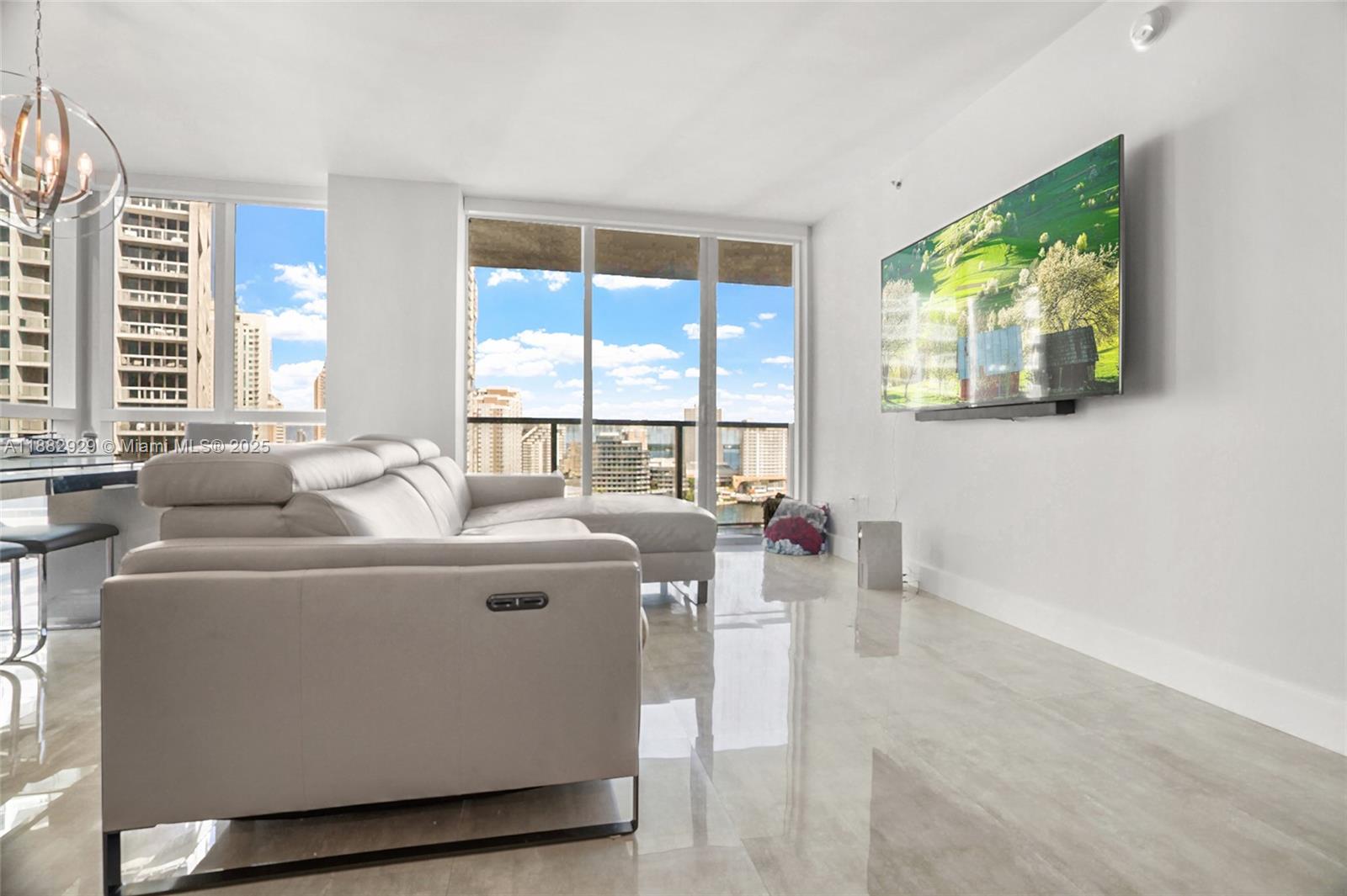 500 Brickell Ave #1701, Miami FL 33131