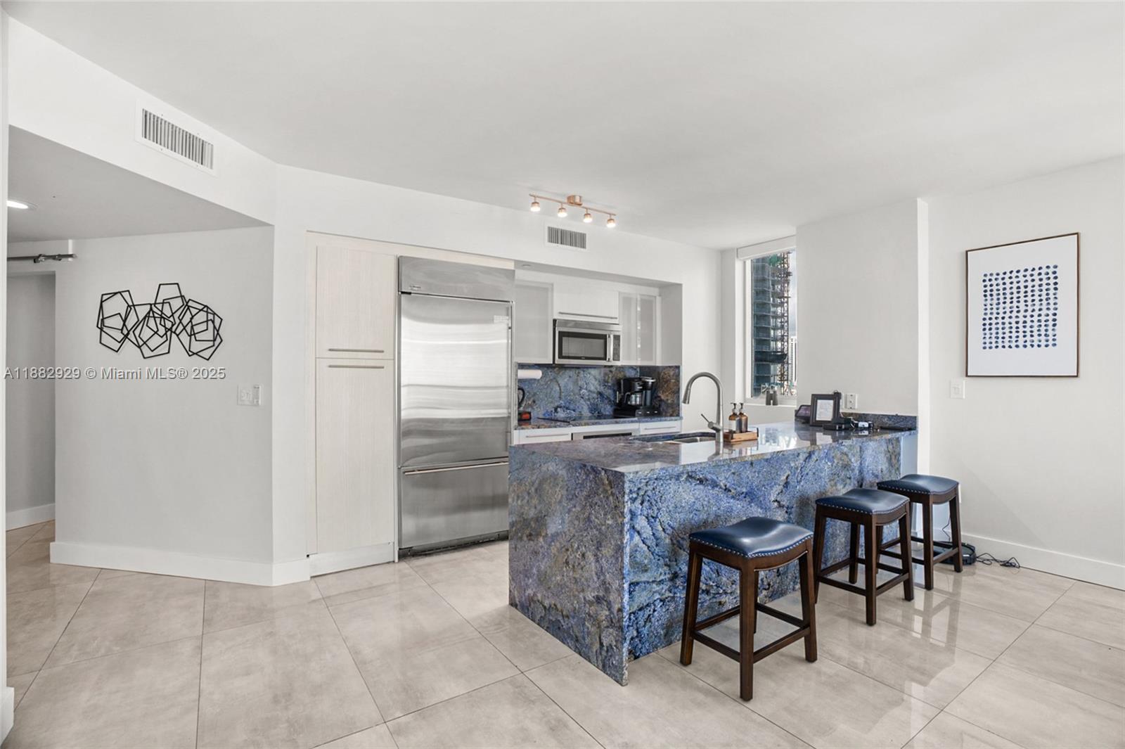 500 Brickell Ave #1701, Miami FL 33131