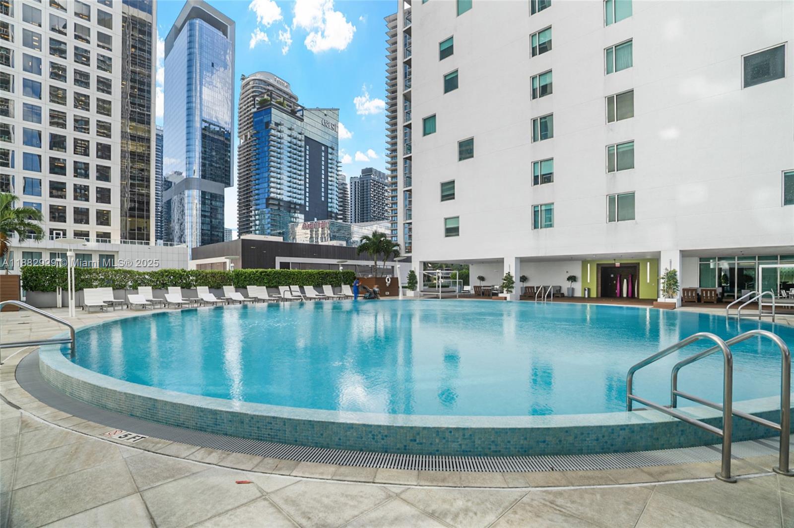500 Brickell Ave #1701, Miami FL 33131