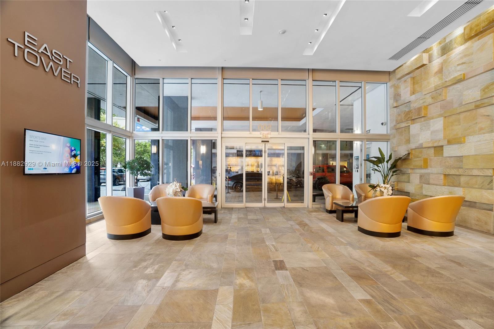 500 Brickell Ave #1701, Miami FL 33131