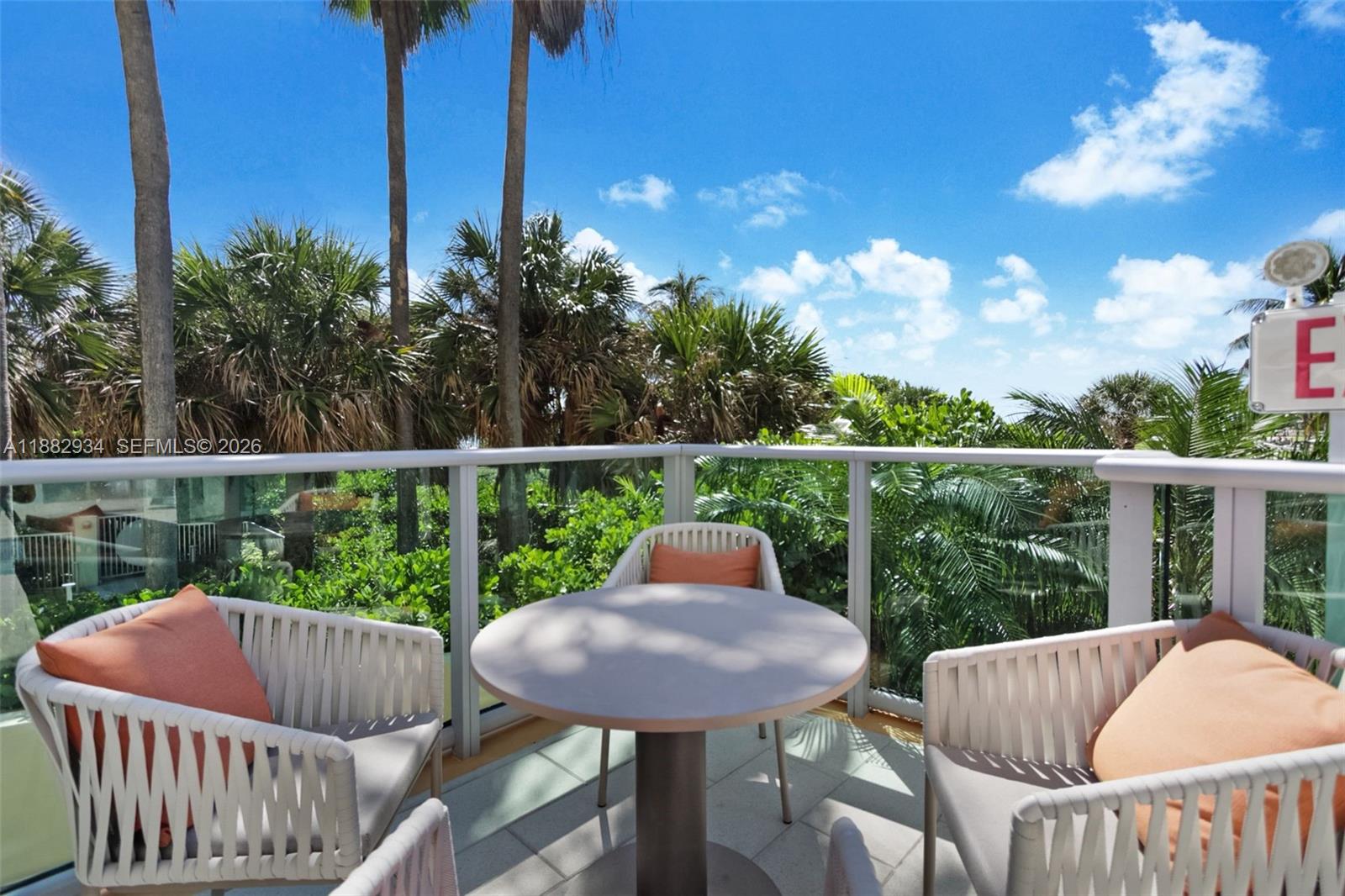 1455 Ocean Dr #811, Miami Beach FL 33139