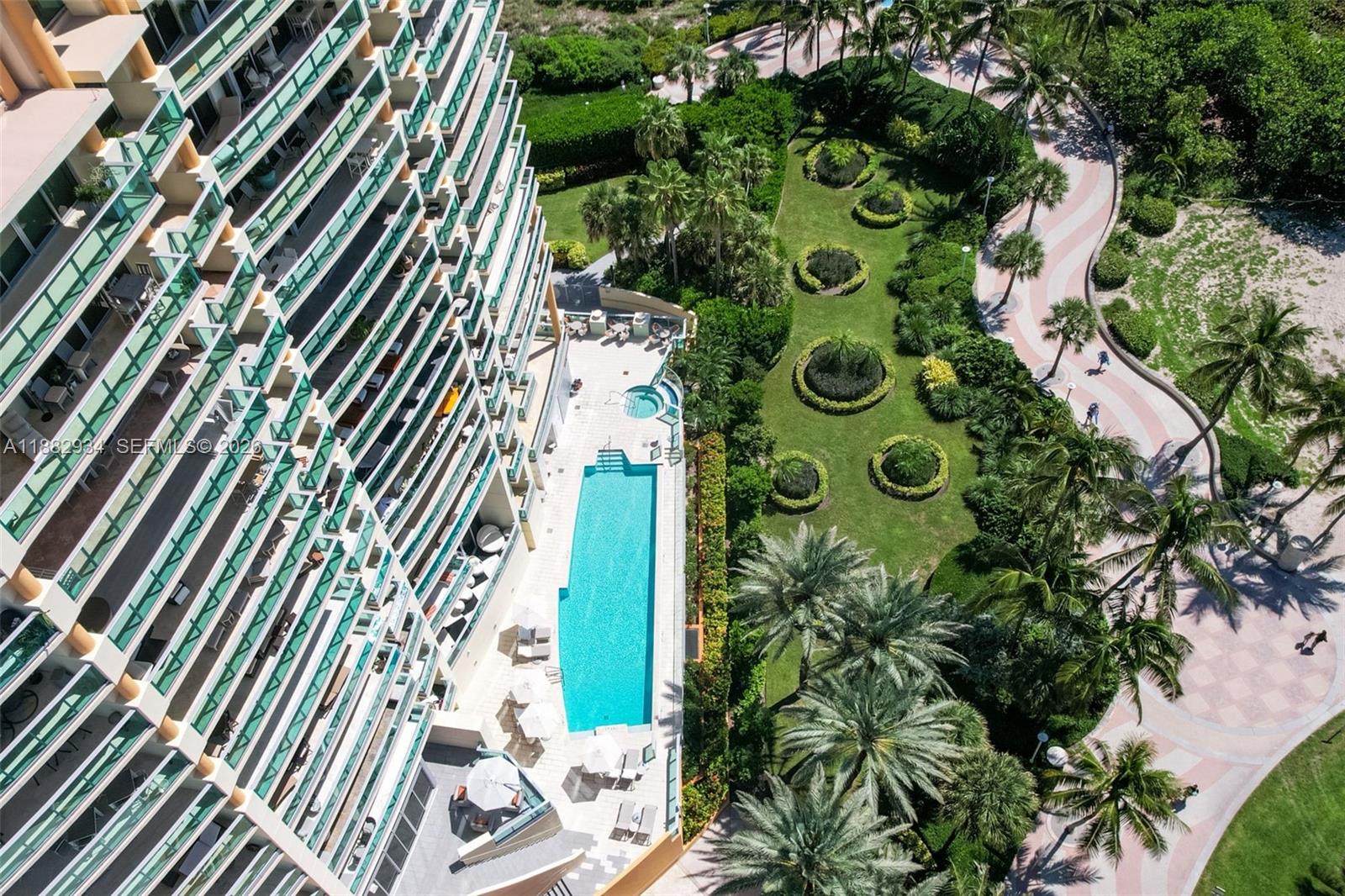 1455 Ocean Dr #811, Miami Beach FL 33139