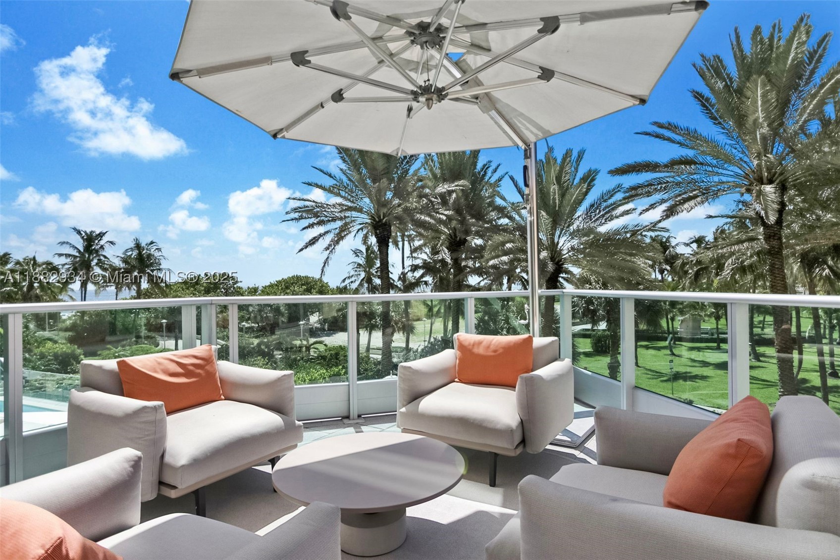 1455 Ocean Dr #811, Miami Beach FL 33139