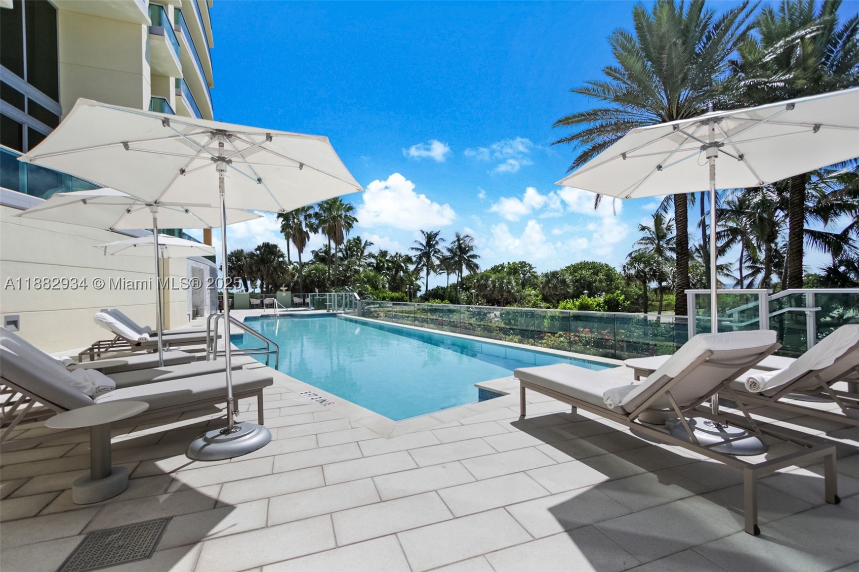 1455 Ocean Dr #811, Miami Beach FL 33139