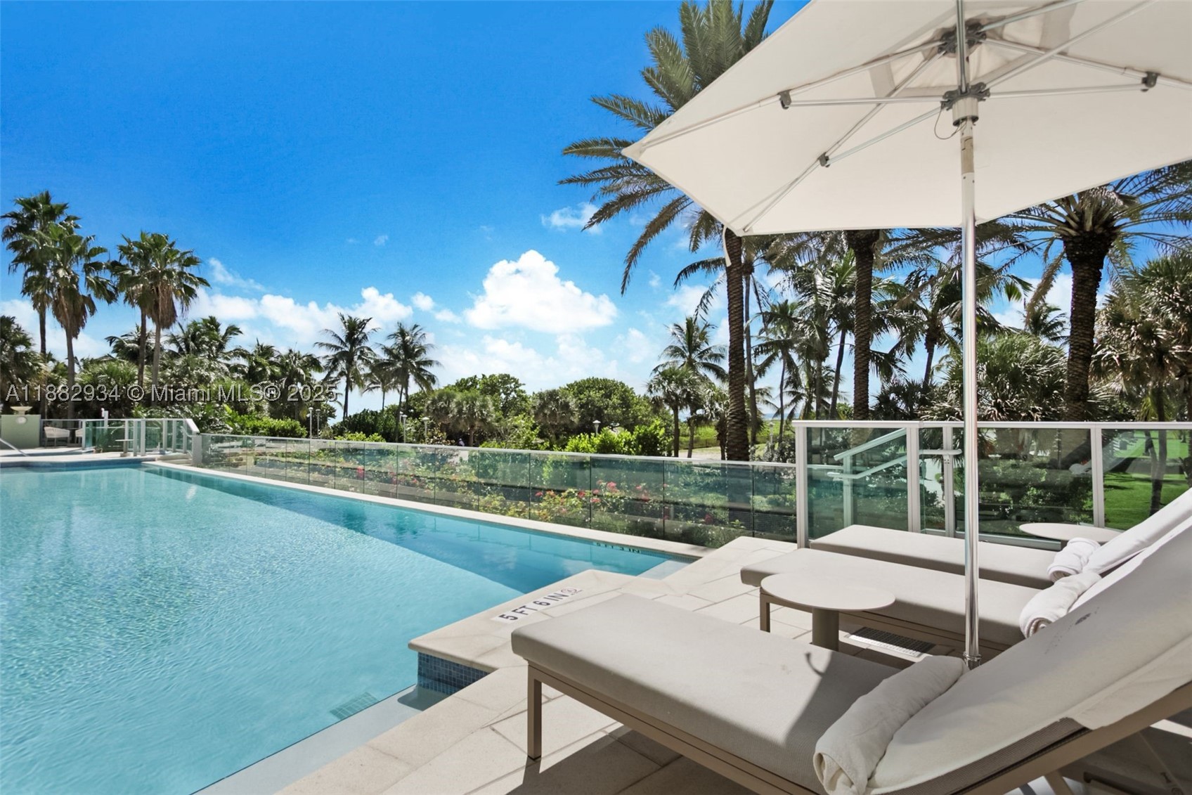 1455 Ocean Dr #811, Miami Beach FL 33139