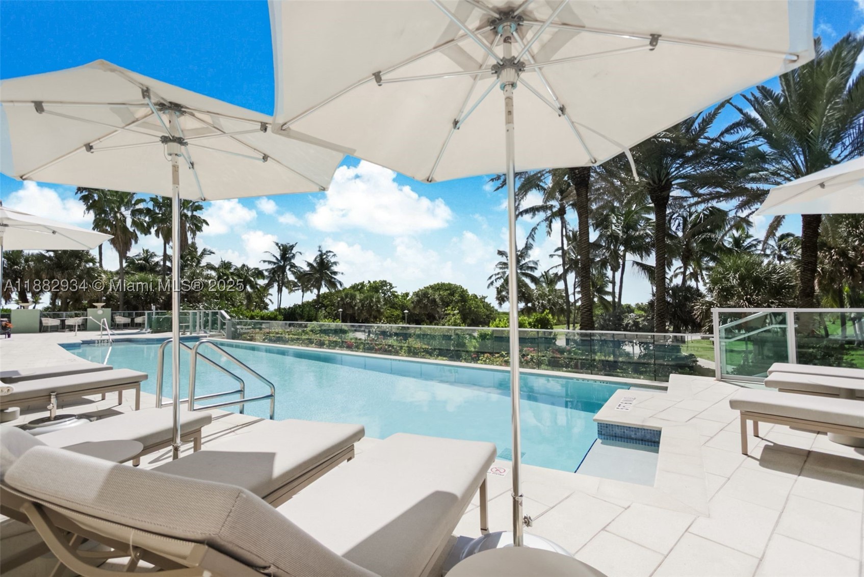 1455 Ocean Dr #811, Miami Beach FL 33139