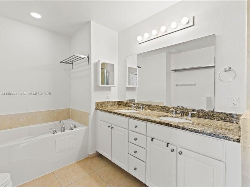 3001 NE 185th St #121, Aventura FL 33180