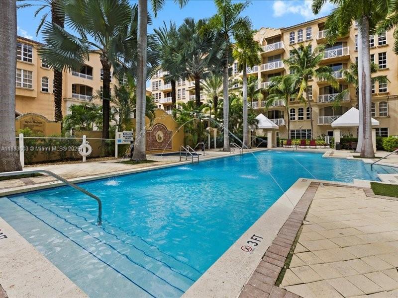 3001 NE 185th St #121, Aventura FL 33180