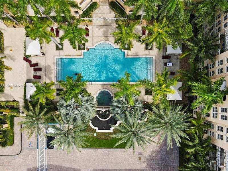 3001 NE 185th St #121, Aventura FL 33180