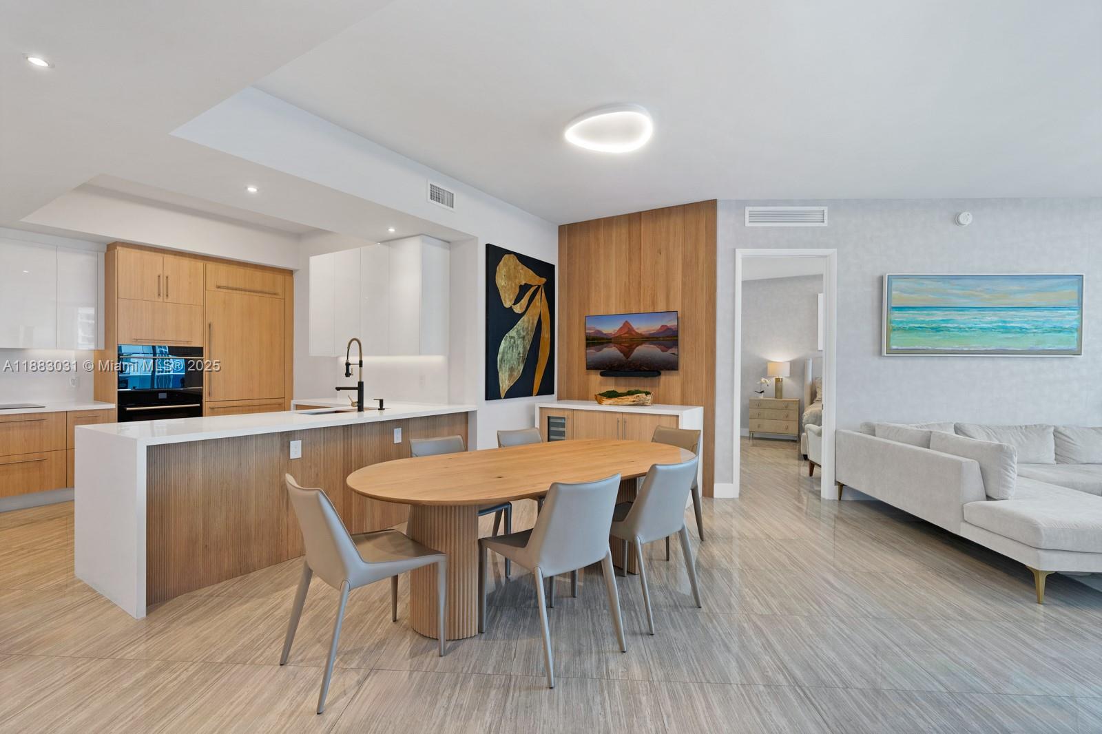 15811 Collins Ave #2907, Sunny Isles Beach FL 33160