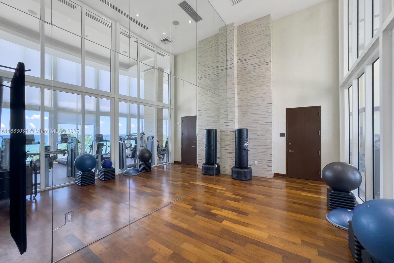 15811 Collins Ave #2907, Sunny Isles Beach FL 33160