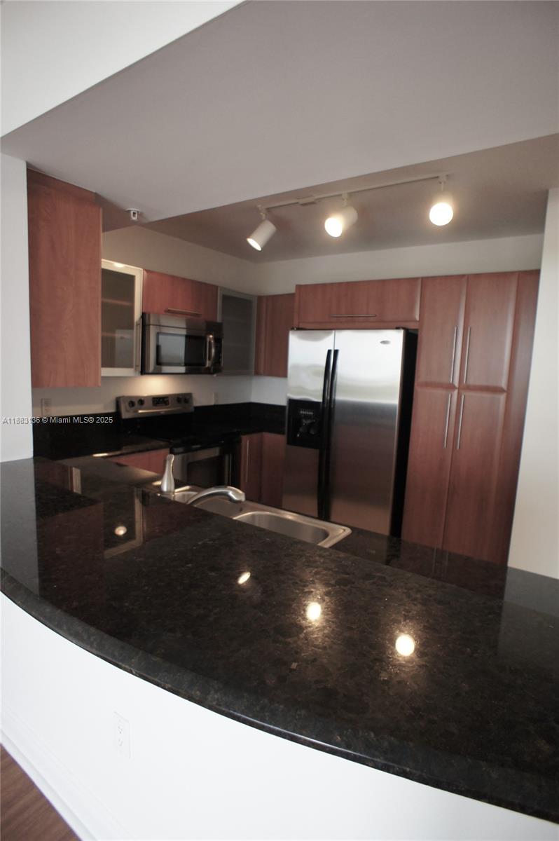 3232 SW 22nd Ter #1408, Miami FL 33145