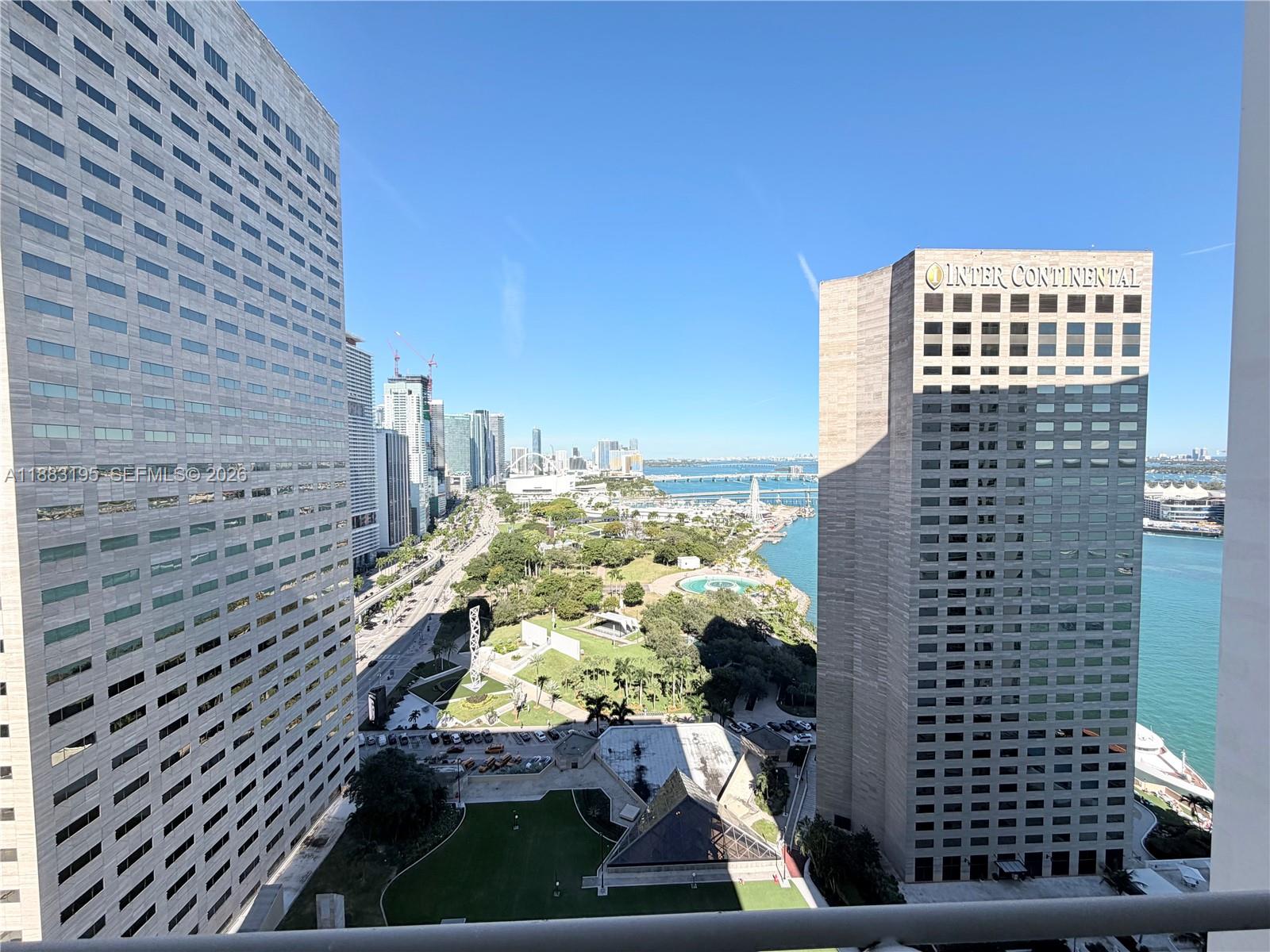 325 S Biscayne Blvd #2924, Miami FL 33131